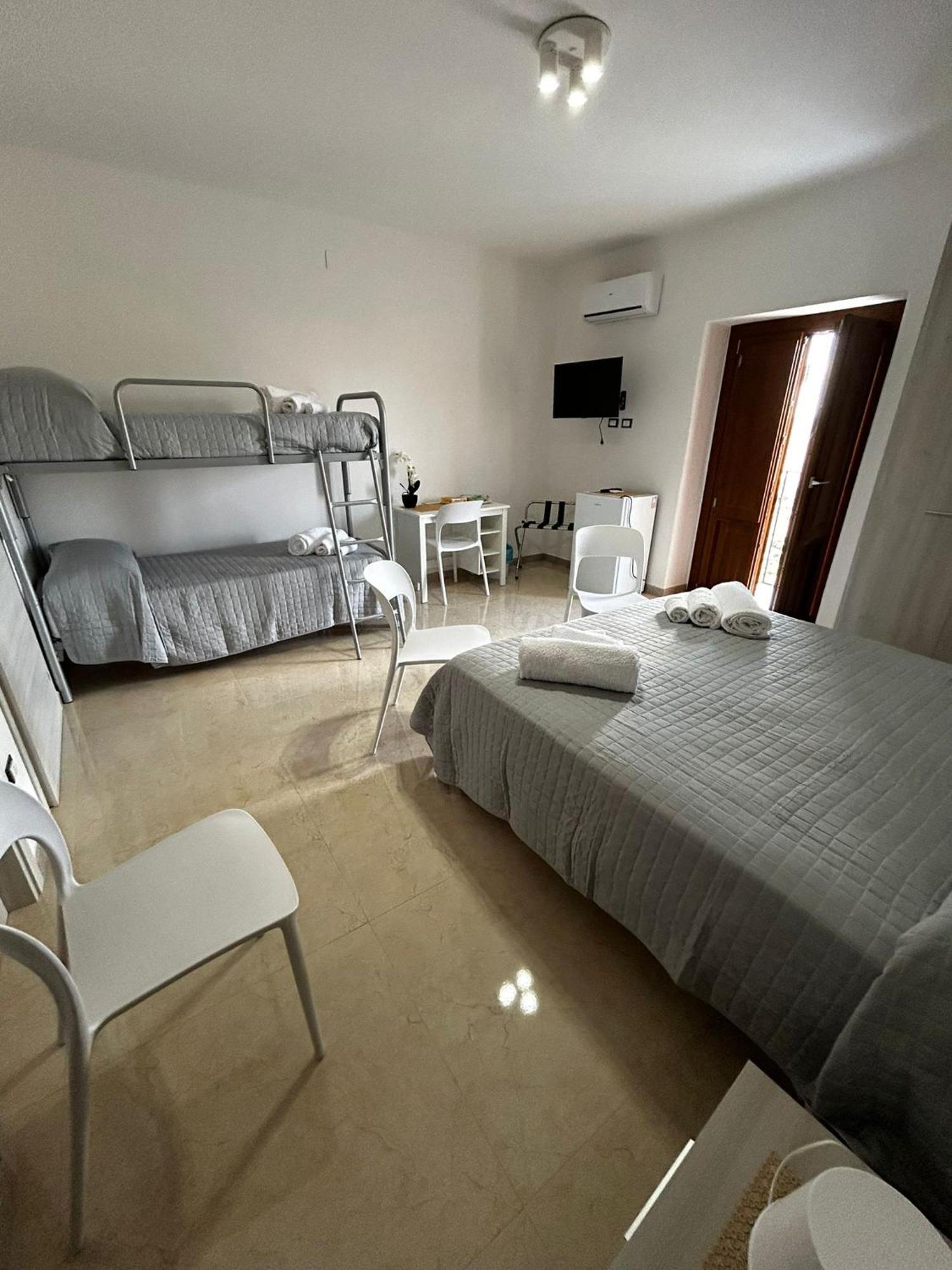 La Spiga Hotel Gangi Luaran gambar